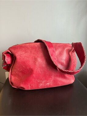 Tuscan’s Red Leather Shoulder Bag